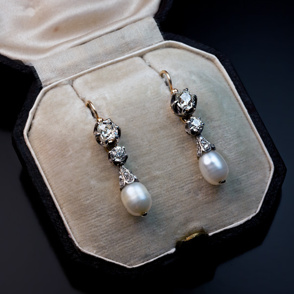 Details 160+ diamond and pearl earrings gold - esthdonghoadian