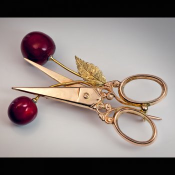 Antique brooch pin