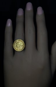 Hellenistic gold ring