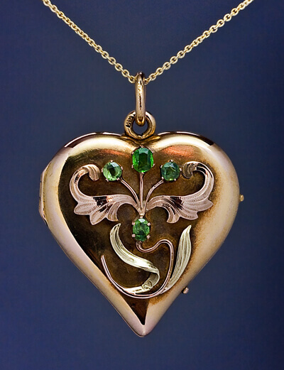 Vintage Heart + Flower Locket Necklace