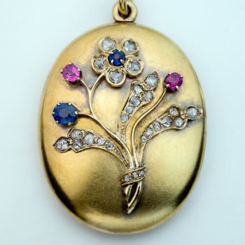 vintage Art Nouveau locket pendant