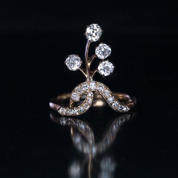 Art Nouveau antique diamond flower ring