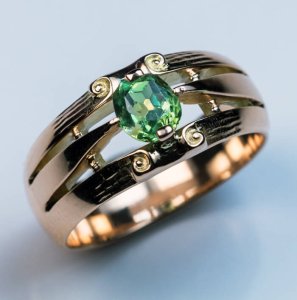 vintage rose gold rings - demantoid garnet ring