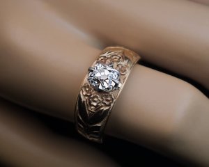 antique 1 carat cushion cut diamond ring