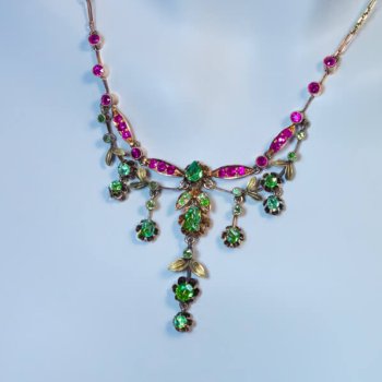 Belle Epoque demantoid and ruby necklace