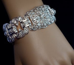 Art Deco vintage diamond platinum bracelet