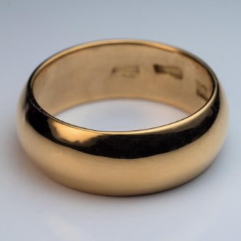 antique low dome gold wedding band