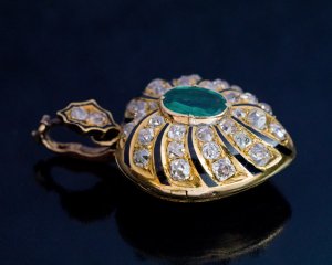 antique diamond and emerald gold locket pendant