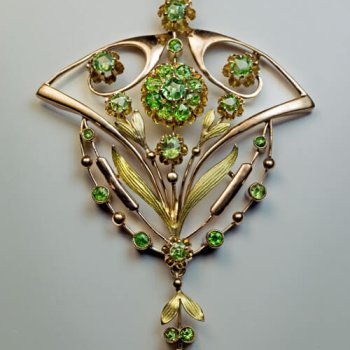 Antique Art Nouveau demantoid garnet gold pendant necklace