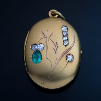 Art Nouveau jewelry - antique gold emerald diamond locket pendant