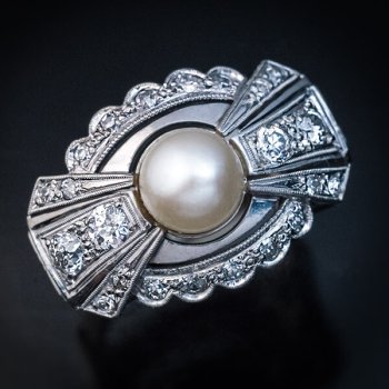 Art Deco bow shaped pearl diamond gold ring