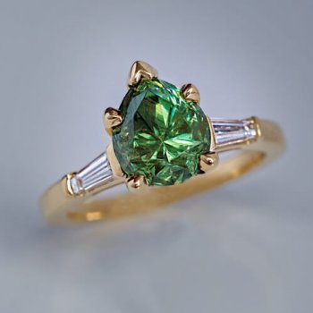 Russian 2.85 ct Demantoid Garnet Ring