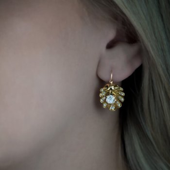 antique Victorian shell shaped gold earrings with diamonds