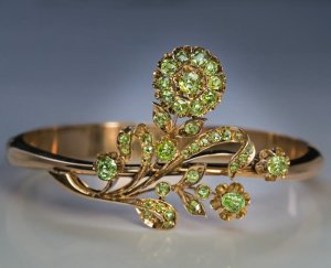 antique demantoid garnet Art Nouveau gold bangle bracelet