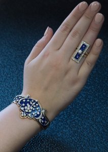 vintage enamel jewelry