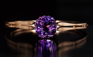Siberian amethysts - antique amethyst gold bangle bracelet
