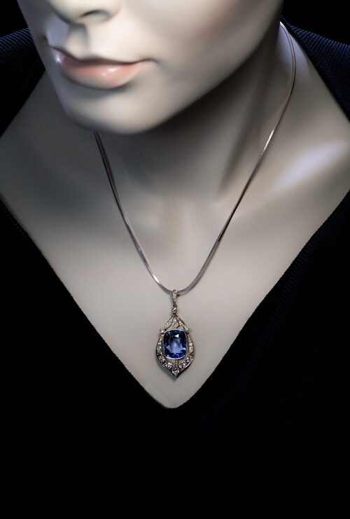 Vintage 1970s Sapphire and Diamond Cluster Pendant Necklace