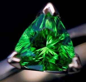 horstails in demantoid