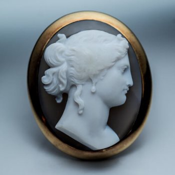 antique agate cameo brooch