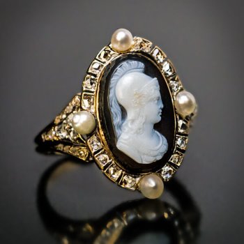 Victorian antique cameo ring - Athena