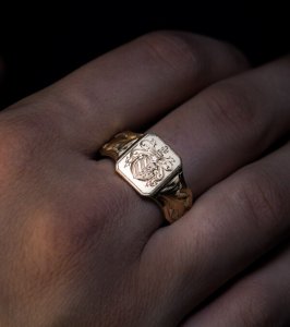 gold signet armorial ring