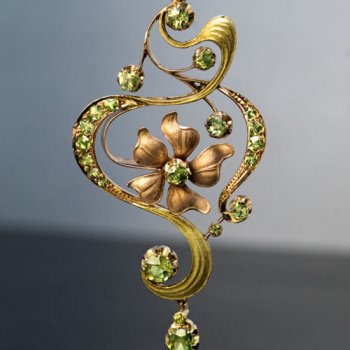 Art Nouveau jewelry