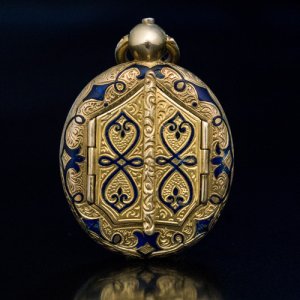 antique gold and enamel locket