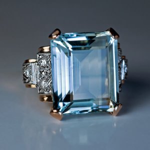 Art Deco vintage aquamarine ring