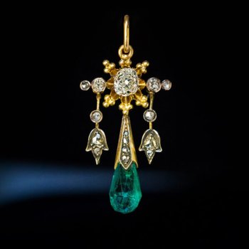 antique Colombian emerald drop shaped pendant
