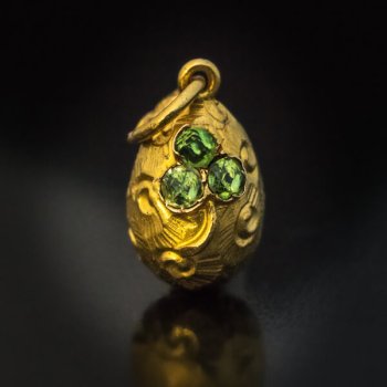 antique Russian demantoid gold egg pendant