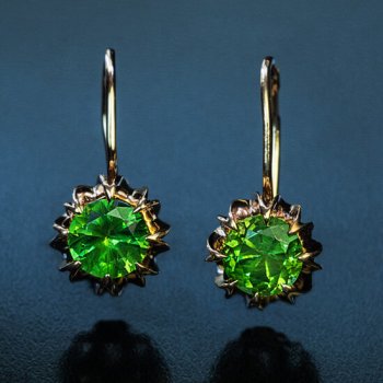 Russian demantoid earrings 1.07 ct and 1.18 ct