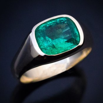 antique Russian emerald ring