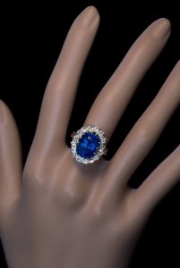 antique sapphire and diamond ring