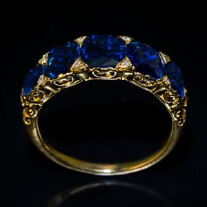 antique ring with 5 sapphires
