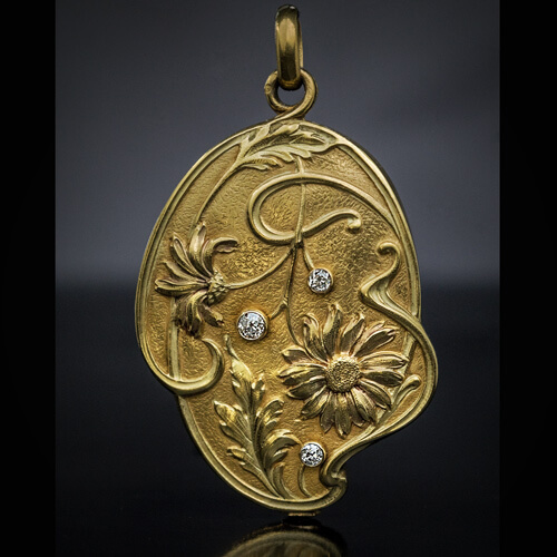 Gold Long Locket Necklace Vintage Jewelry Medallion Photo 