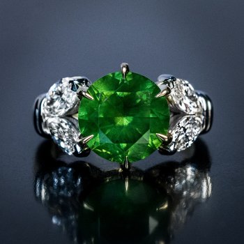 4.98 ct demantoid ring