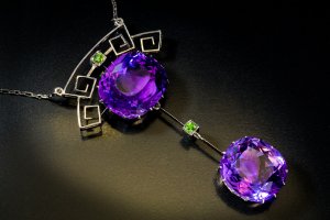 antique Russian necklace with Siberian amethysts and demantoids