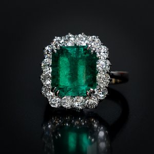 Colombian emerald and diamond vintage engagement ring