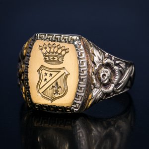 vintage gold signet ring