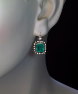 Antique Victorian emerald earrings