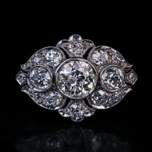 Art Deco diamond engagement ring