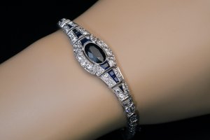 Art Deco jewelry - French platinum bracelet