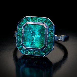 Art Deco vintage emerald engagement ring