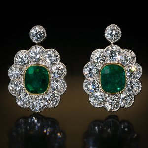 antique emerald and diamond earrings