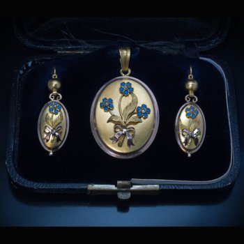 Victorian Jewelry set