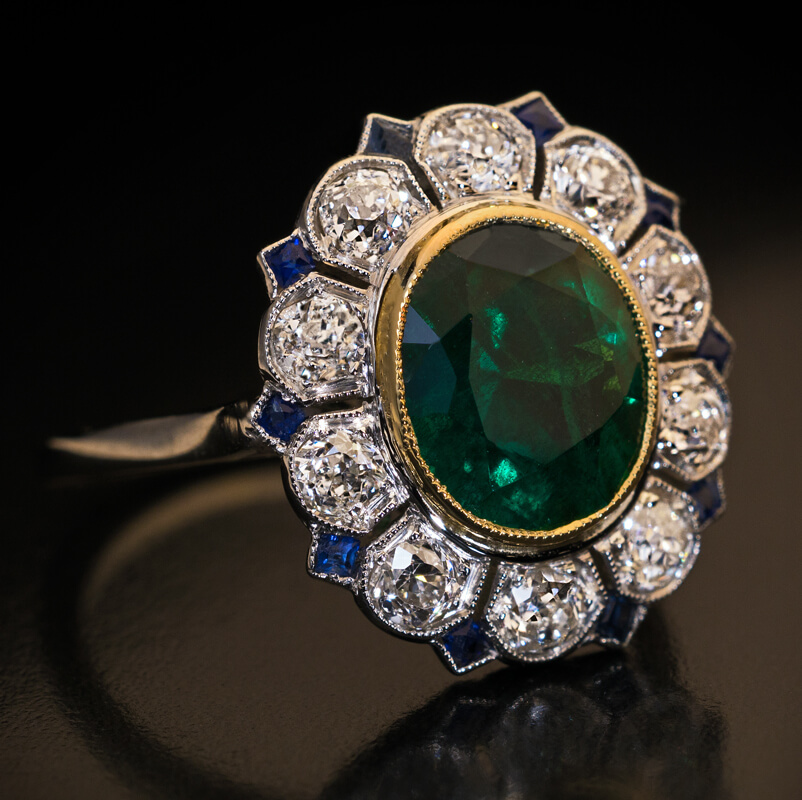 Art Deco Vintage Emerald Diamond Sapphire Ring Ref 582908