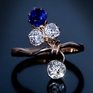 antique sapphire and diamond Art Nouveau ring