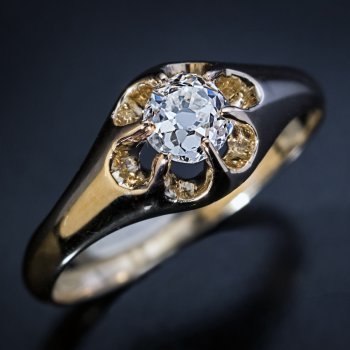 Antique diamond engagement ring