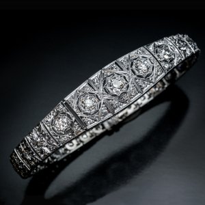 Art Deco diamond and platinum bracelet