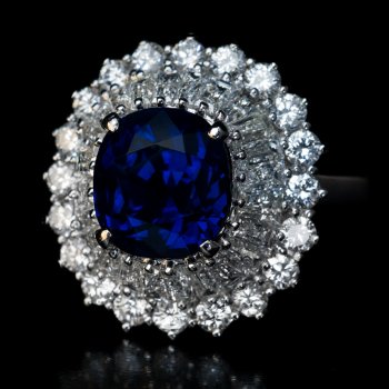 vintage sapphire and diamond ring by CHAUMET